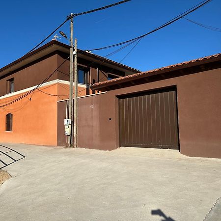 Casa Abuela Angela Guest House Granja de Moreruela Екстериор снимка