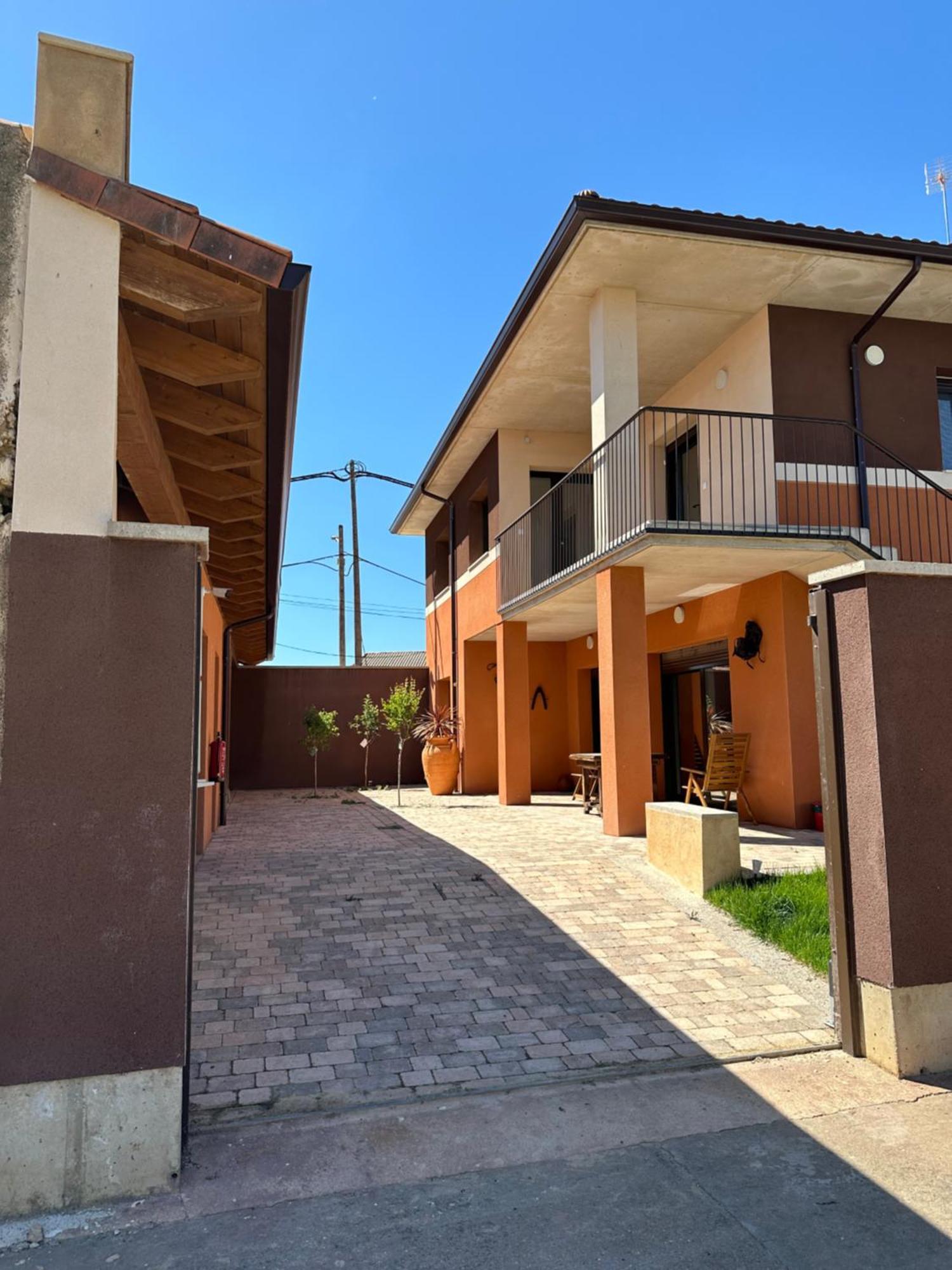 Casa Abuela Angela Guest House Granja de Moreruela Екстериор снимка
